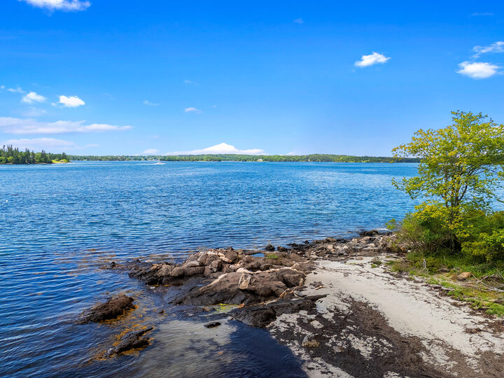 Property Photo:  371 Gay Island  ME 04563 