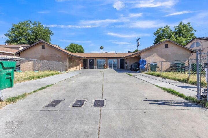 Property Photo:  1734 E Worth Street  CA 95205 