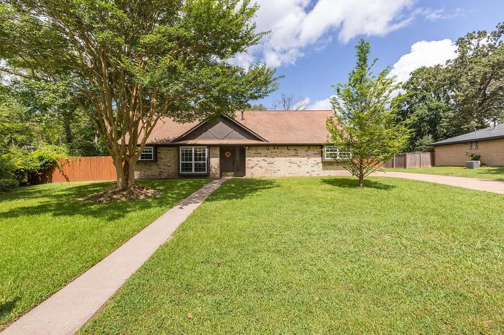 Property Photo:  126 Ridgewood Drive  TX 75901 