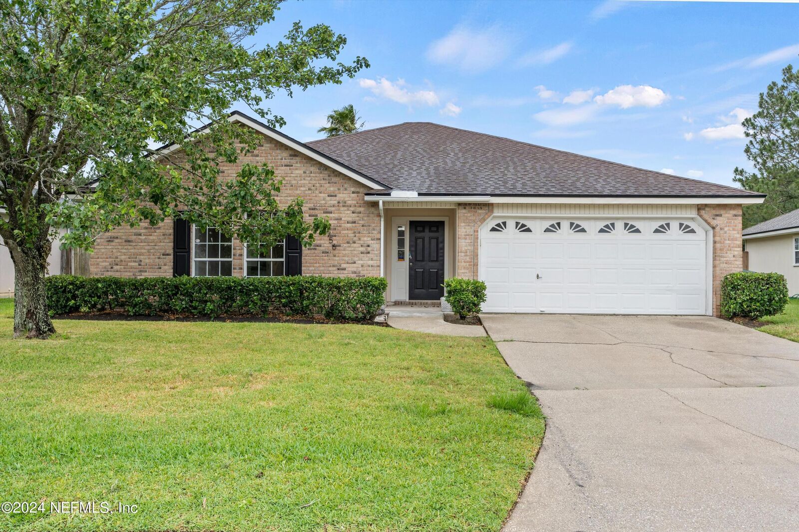 Property Photo: 12756 Bentwater Drive FL 32246