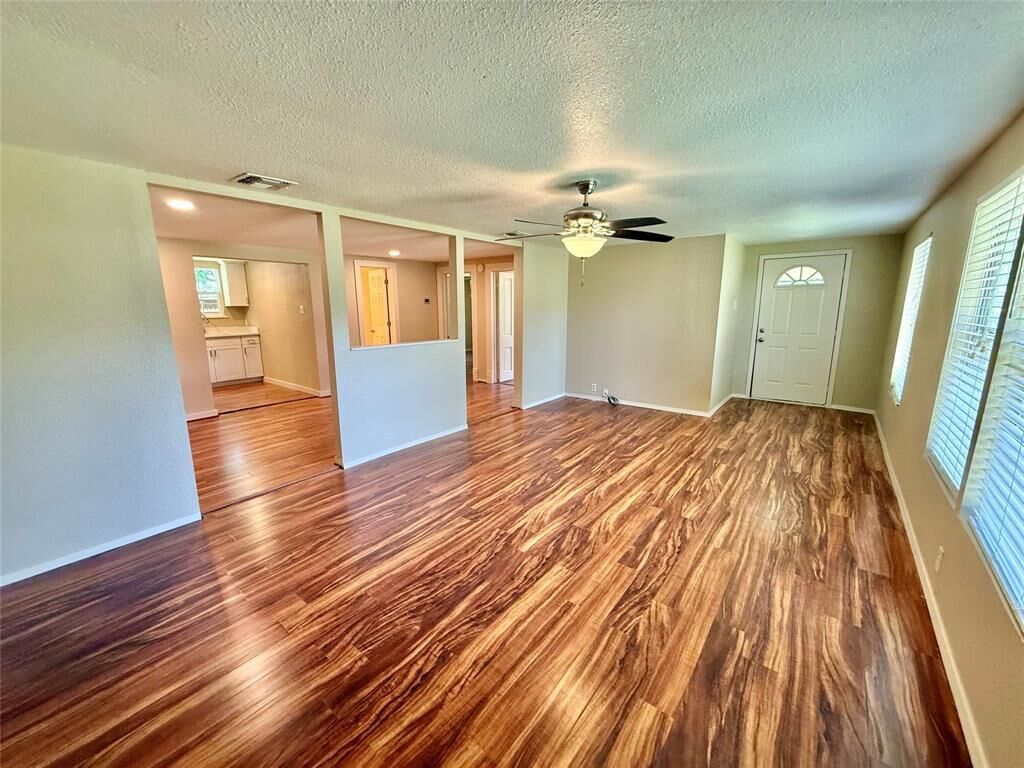 Property Photo:  417 Putman Street  TX 75482 