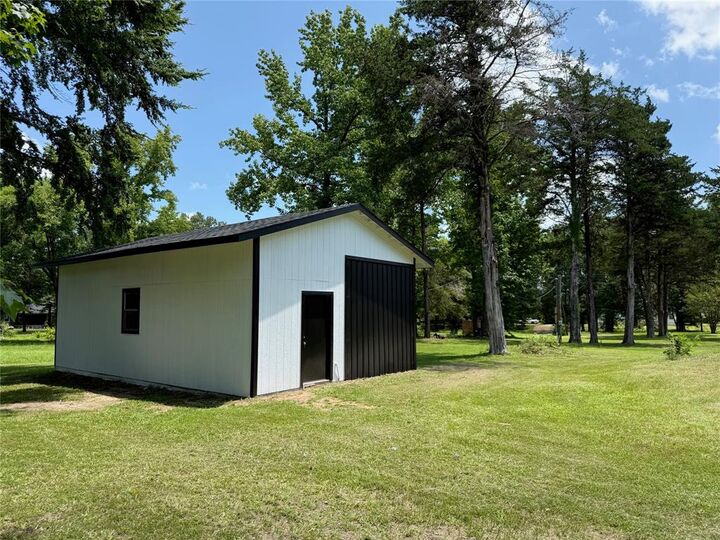 Property Photo: 322 County Road 2600 TX 75686