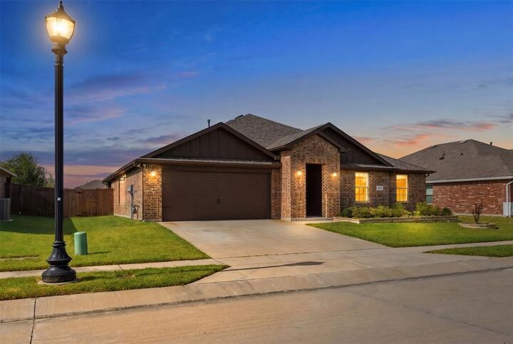 Property Photo:  415 Boston Road  TX 75189 