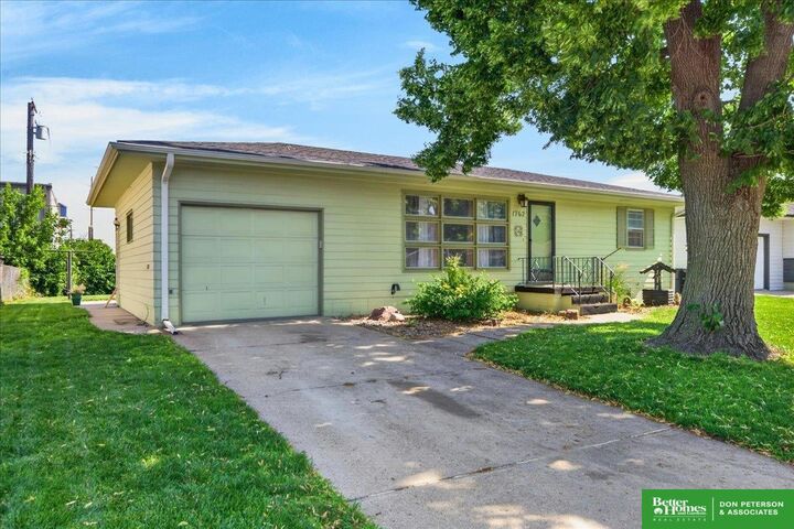 Property Photo:  1762 Austin Lane  NE 68025 