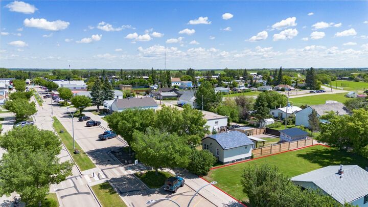 Property Photo:  4839 50 Street  AB T0C 0B0 