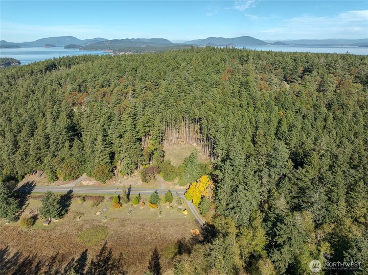 Property Photo: 4071 Mud Bay WA 98261