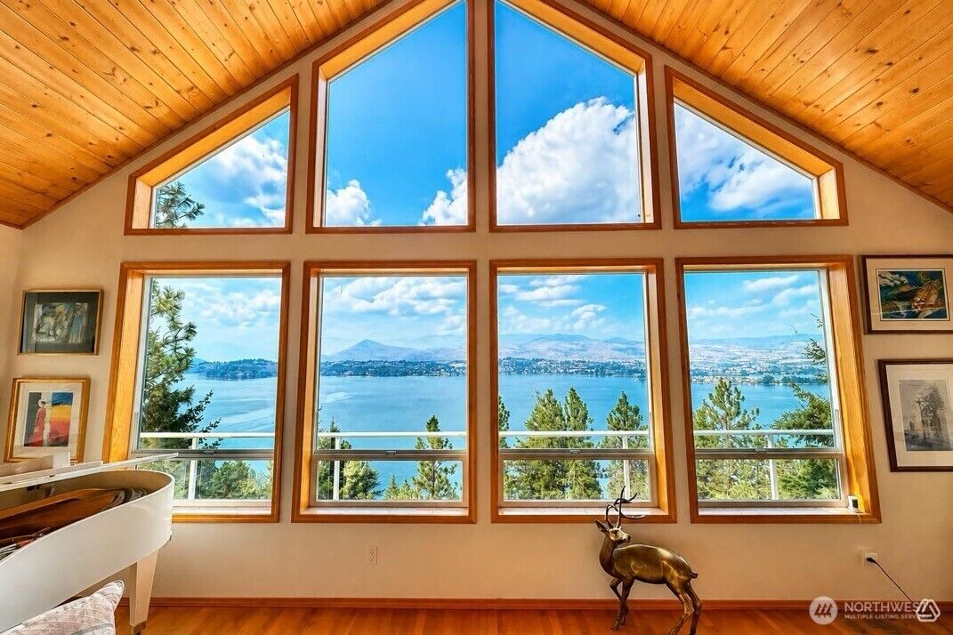 Property Photo:  7371  Ridgeview Drive  WA 98816 