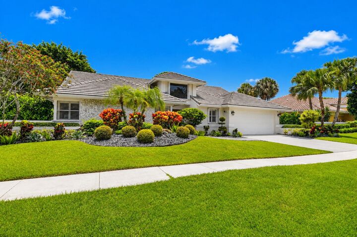 Property Photo:  4480 NW 28th Avenue  FL 33434 