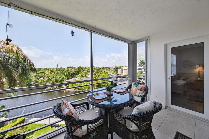 Property Photo:  3010 NE 16th Avenue 502  FL 33334 
