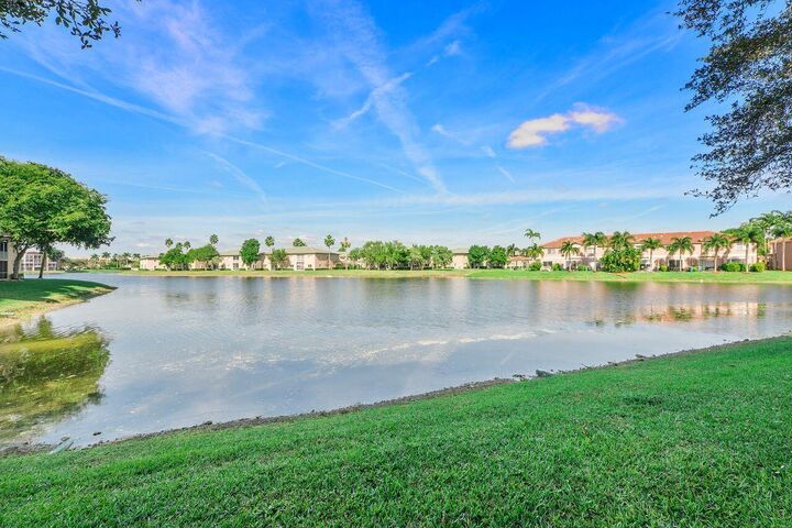 Property Photo:  7763 Southampton Terrace 108  FL 33321 