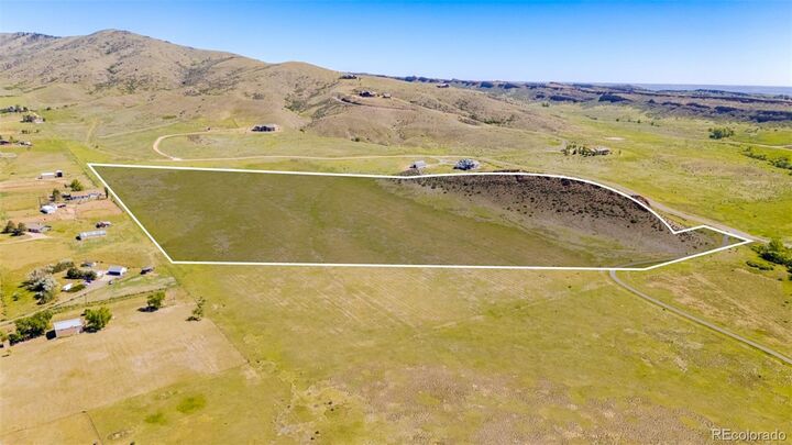 Property Photo:  14 Rocky Mountain Road  CO 80538 
