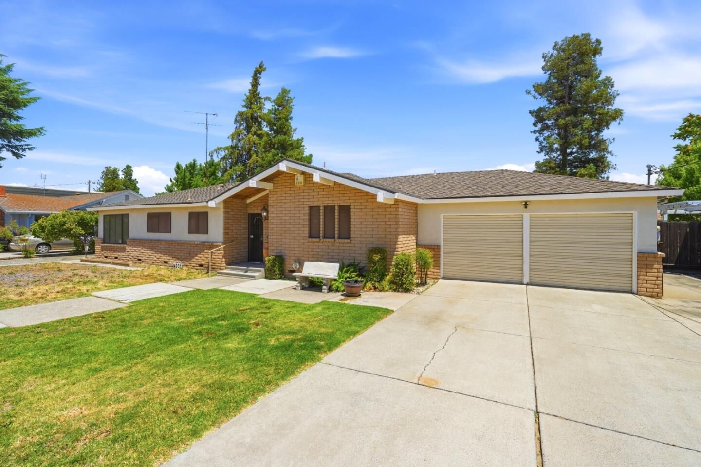 Property Photo:  1240 Noda Street  CA 95380 