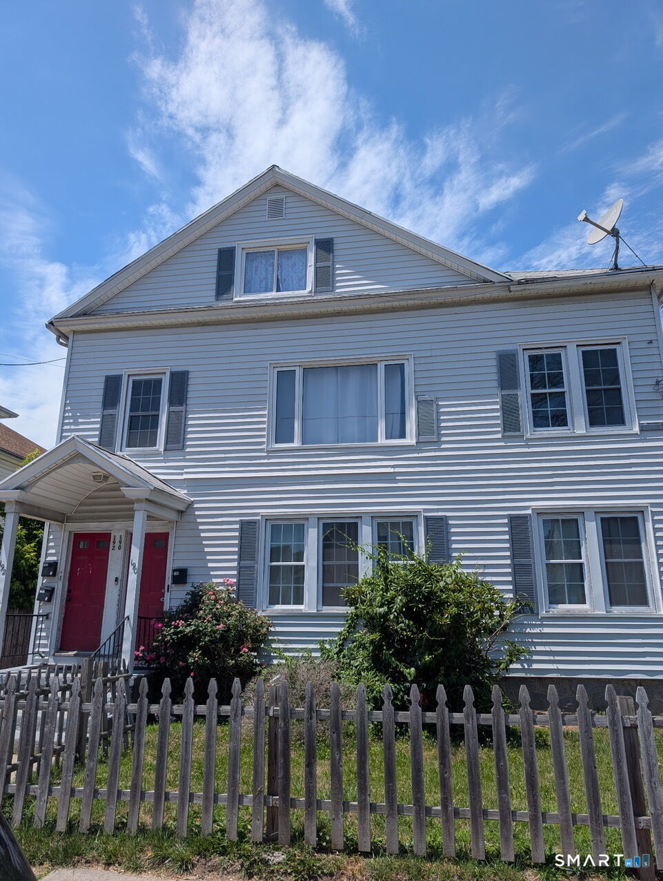 Property Photo: 190-192 Garfield Avenue CT 06606