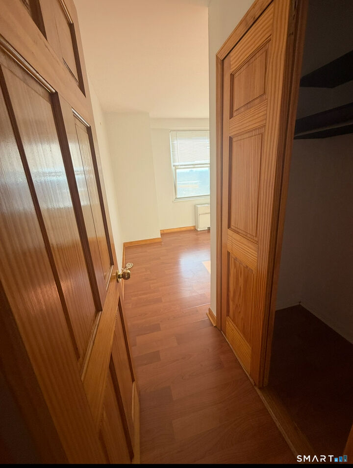 Property Photo:  2625 Park Avenue 9C  CT 06604 
