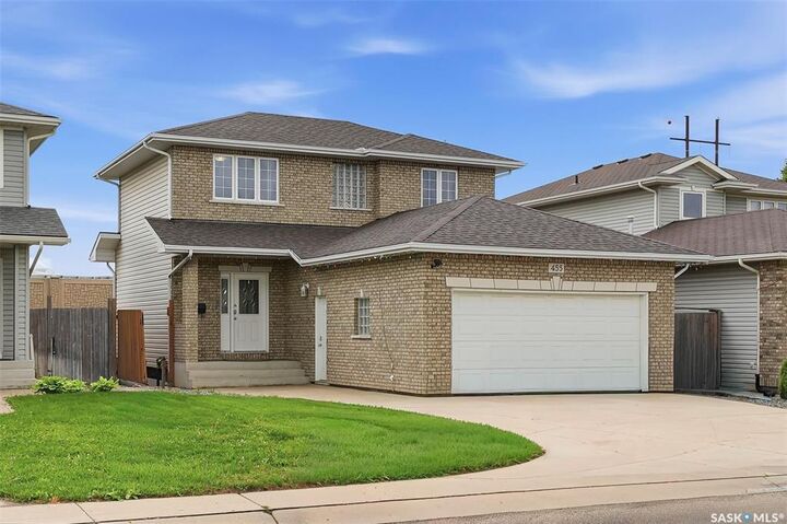 Property Photo:  455 Buckwold Cove  SK S7N 4W1 
