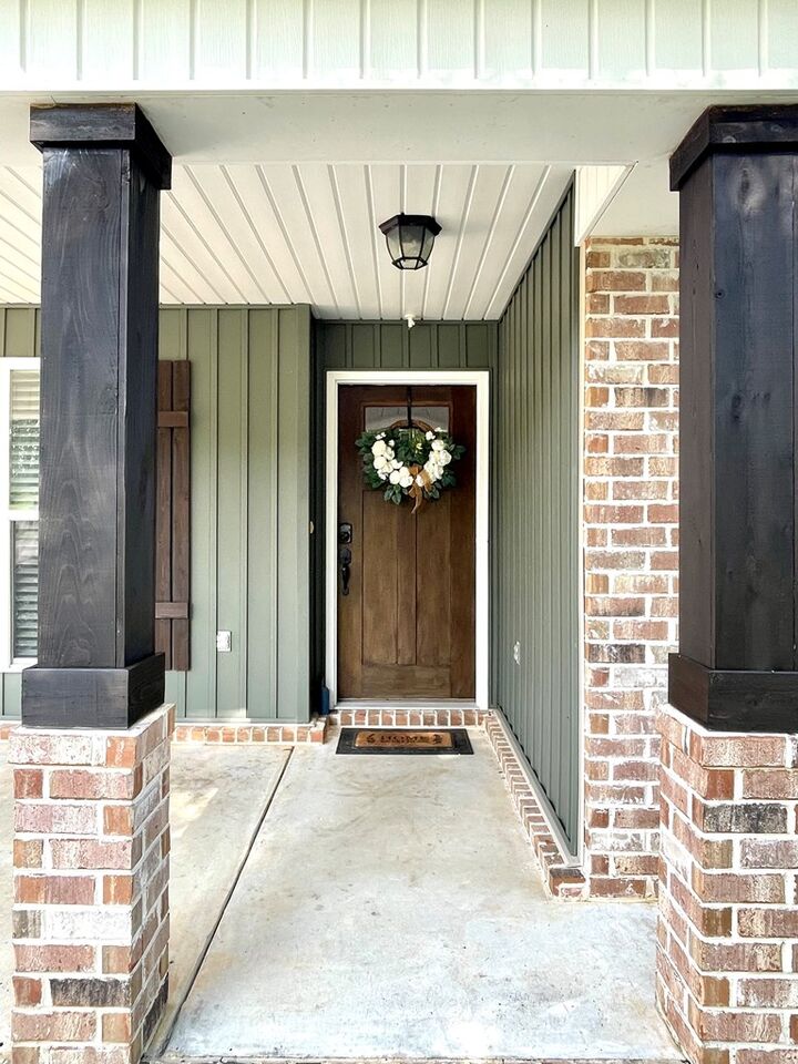 Property Photo:  1320 Middleton Road  AL 36301 