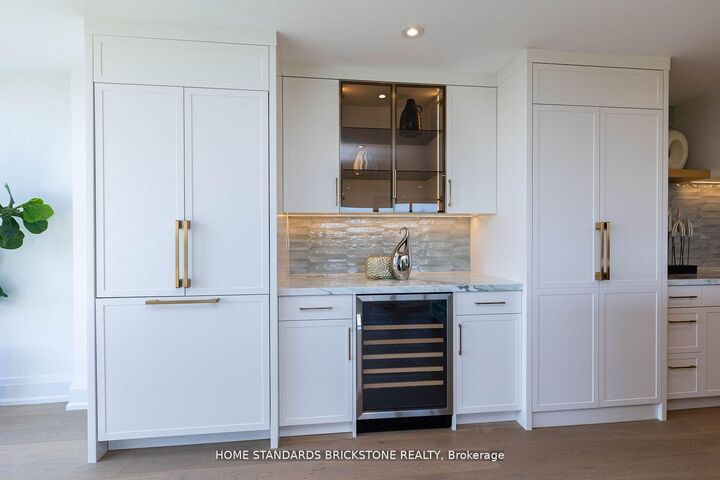 Property Photo:  66 Collier Street 9D  ON M4W 1L9 
