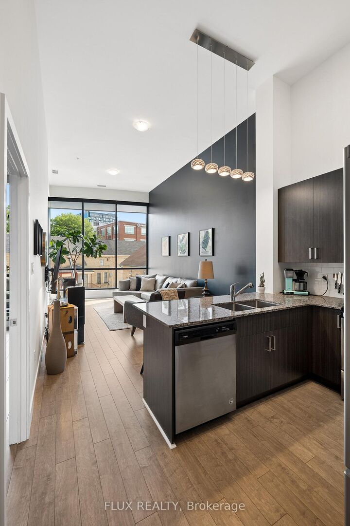 100 Garment Street 201 — photo 1