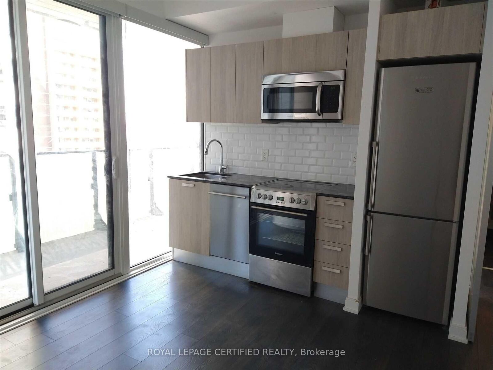 Property Photo: 42 Charles Street E 901 ON M4Y 0B7