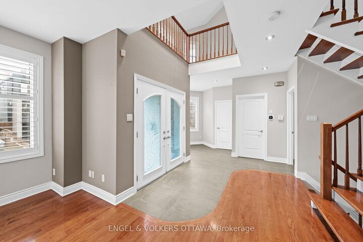 Property Photo: 249 Atlantis Avenue ON K2A 1X9
