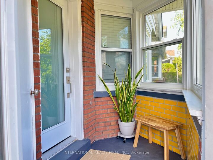 688 Sammon Avenue — photo 1