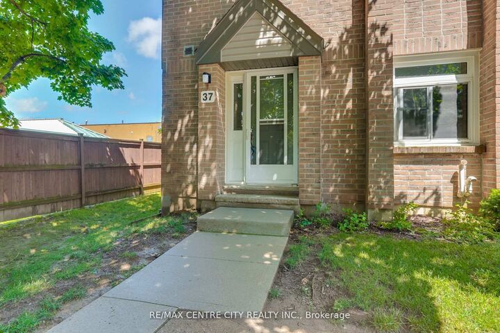 Property Photo:  1294 Byron Baseline Road 37  ON N6K 4G8 