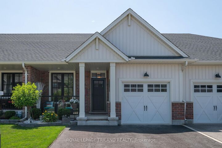 Property Photo: 32 Charter Creek Court ON N5R 0L2