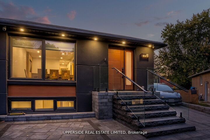 Property Photo: 61 Marlin Court ON L3Y 2W7