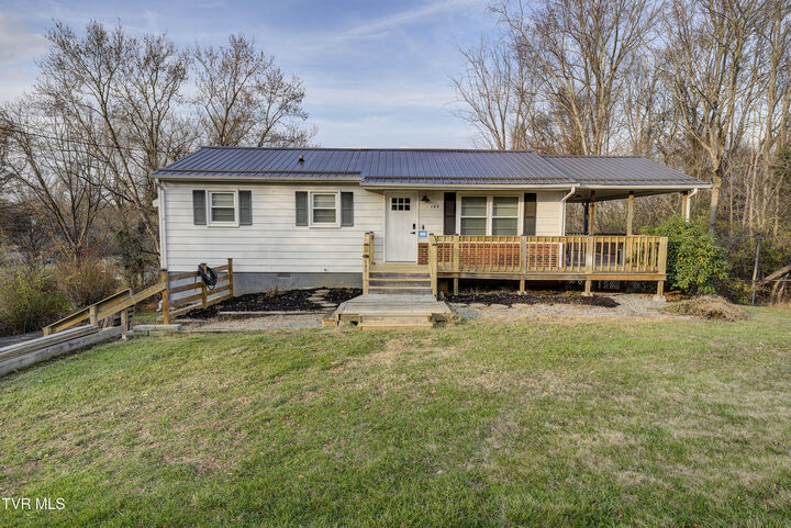 Property Photo: 195 Lynn Lane TN 37604