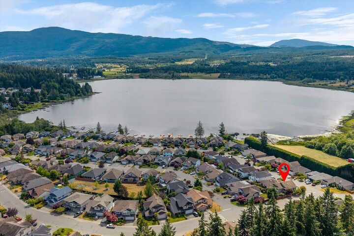 Property Photo: 5880 Quarry Cres BC V9T 6H9