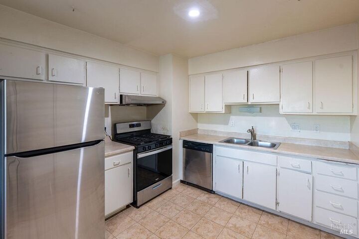Property Photo:  1079 Odell Lane  CA 95407 