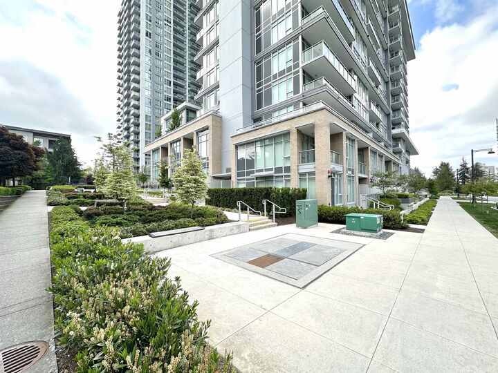 Property Photo:  13350 Central Avenue 5  BC V3T 0S1 