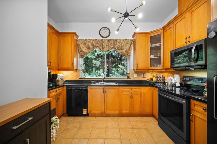 Property Photo: 2253 Parkway Boulevard BC V3E 3P8