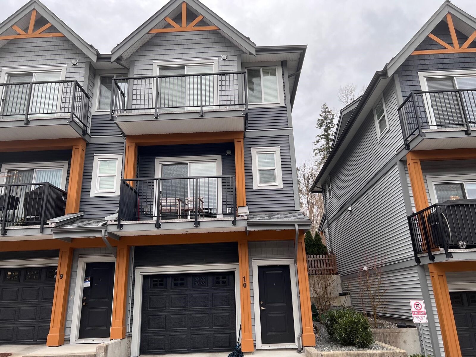 Property Photo: 22810 113 Avenue 10 BC V2X 3N2