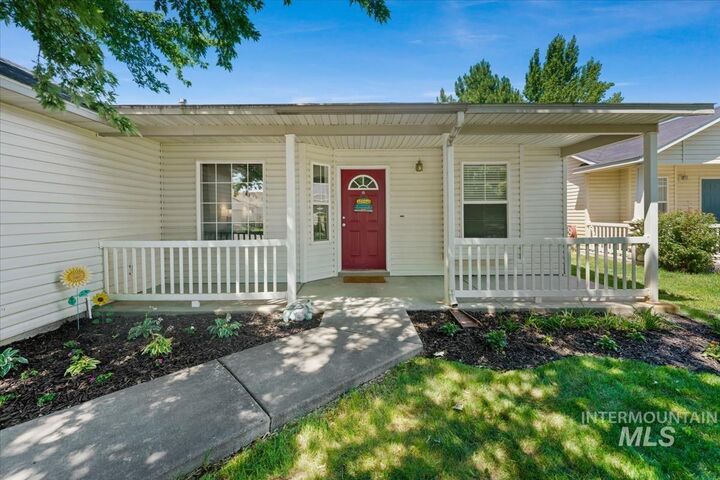Property Photo:  13310 W Broadleaf  ID 83713 