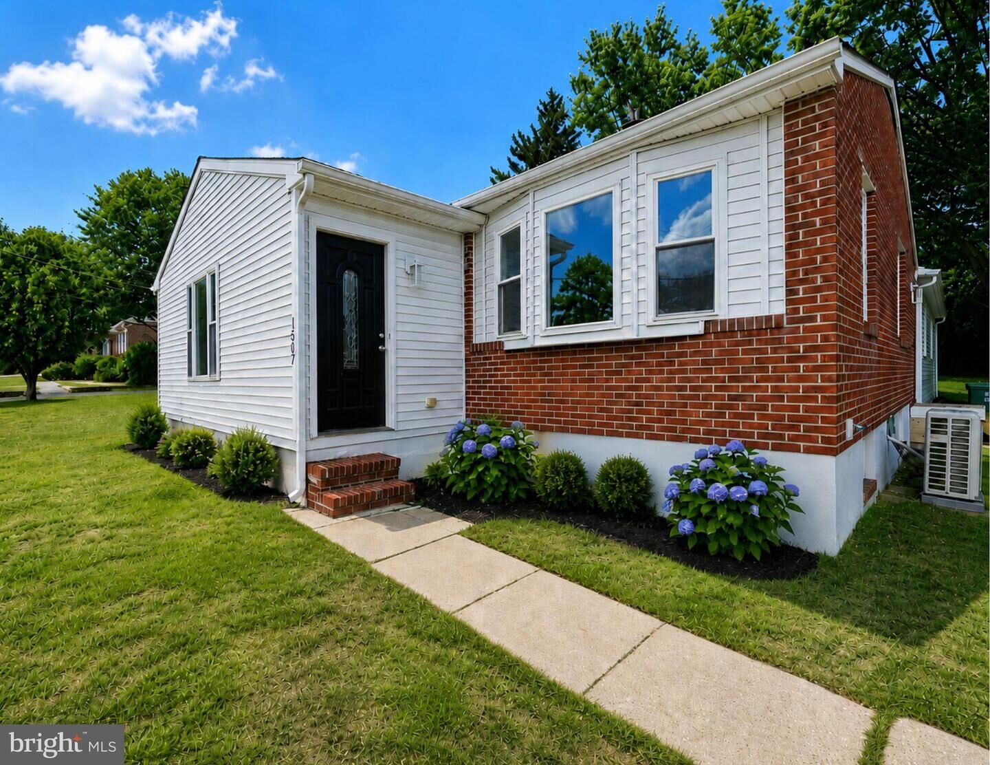 Property Photo:  1507 Superior Street  MD 21078 