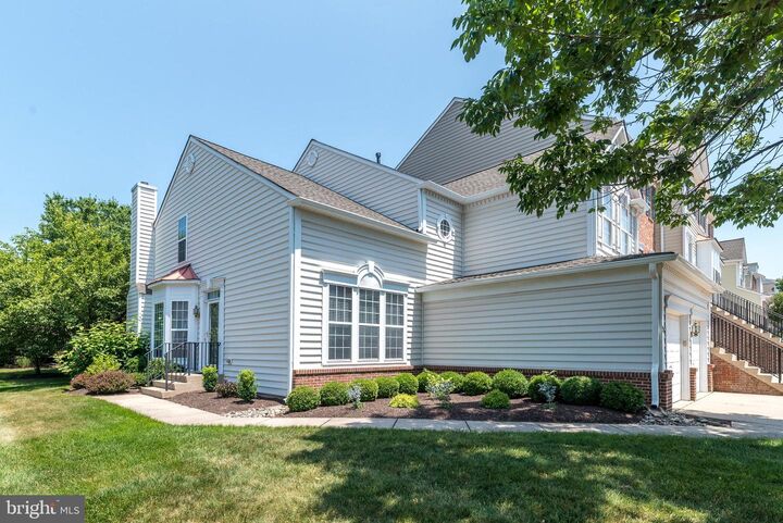 Property Photo: 32 Addison Court PA 18901