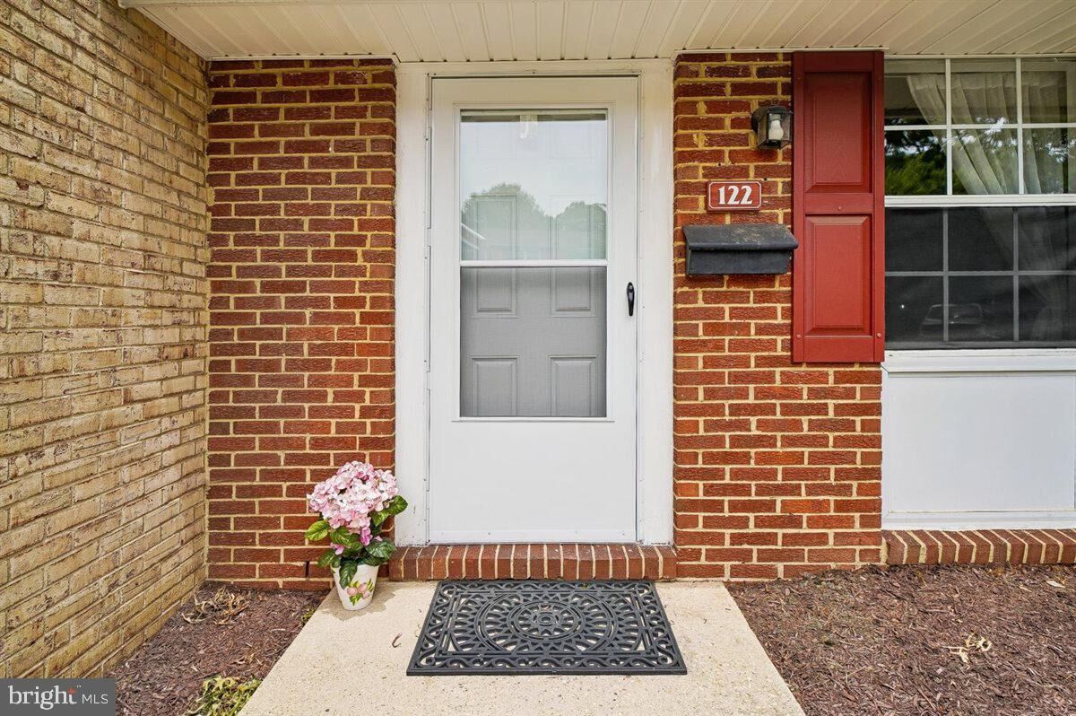 Property Photo:  122 Merryman Court  MD 21401 