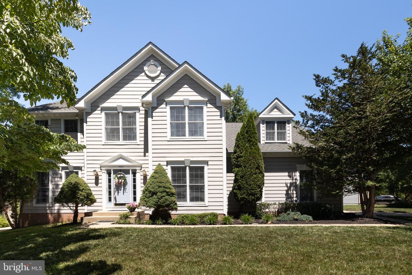 Property Photo:  7074 Garden Walk  MD 21044 