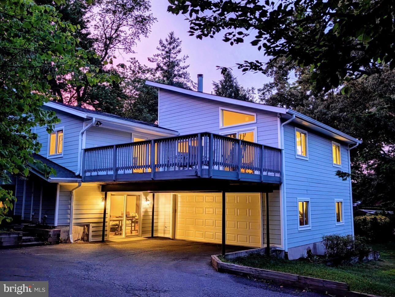 Property Photo:  2409 Chestnut Street  VA 22043 