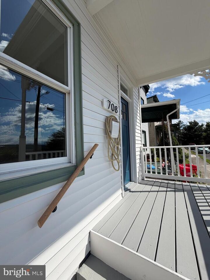 Property Photo: 708 Elm Street MD 21502
