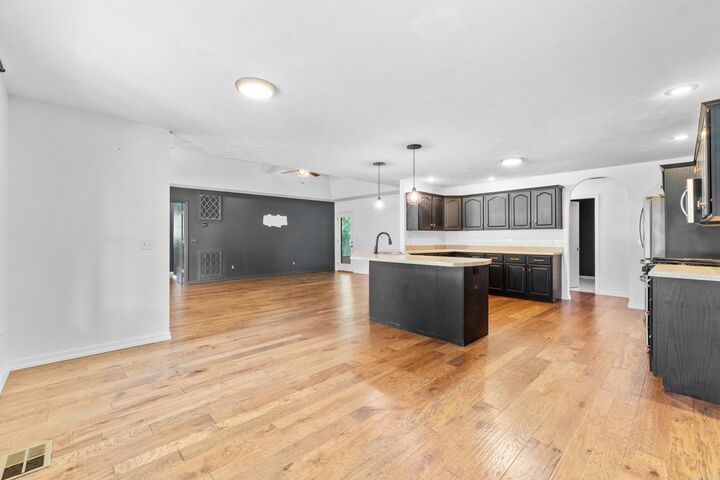 Property Photo:  1601 Inverness  AR 72653 