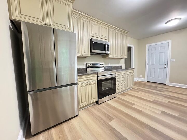 Property Photo: 1112 Lakemont Drive GA 30720