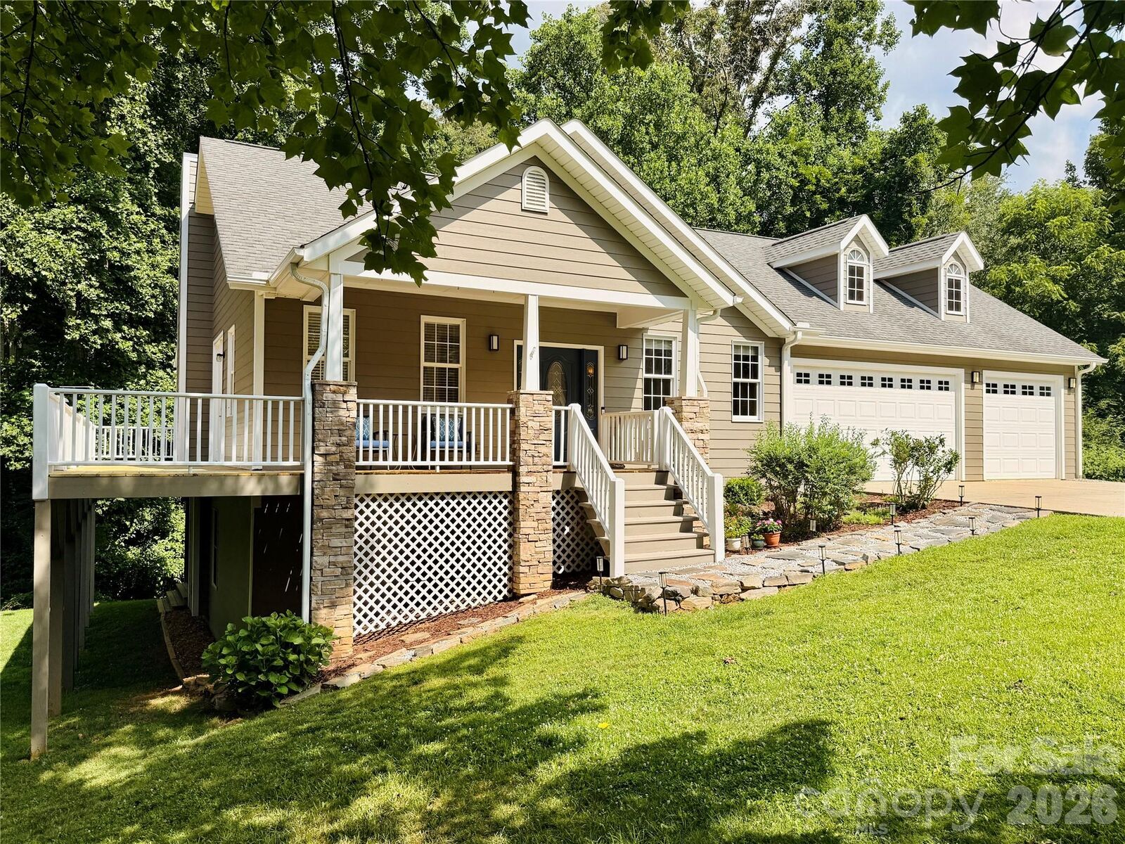 Property Photo:  2 Birkdale Drive  NC 28787 