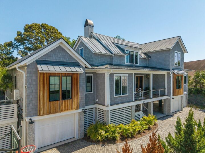 Property Photo:  924 Pitt Street  SC 29464 