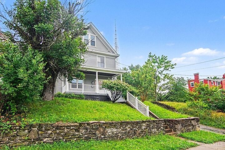 Property Photo:  814 Summit Avenue  OH 45204 