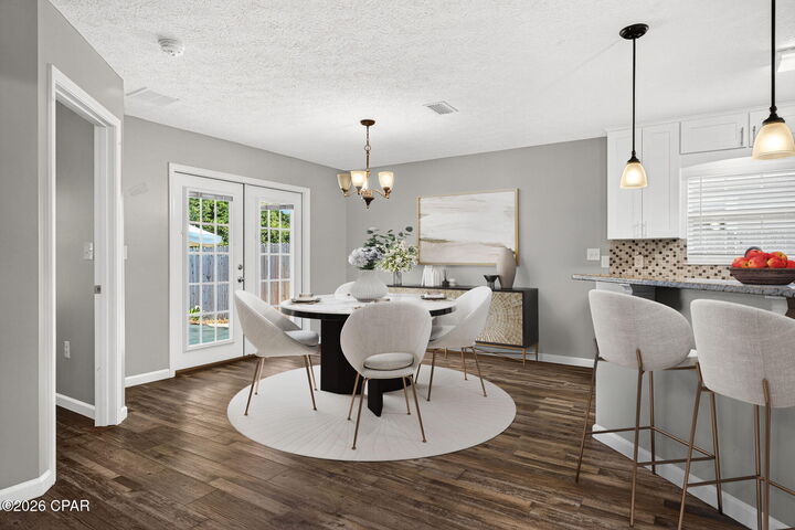 Property Photo: 3025 Sarasota Avenue FL 32405