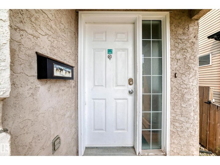 Property Photo:  10312 162 St NW  AB T5P 3M2 