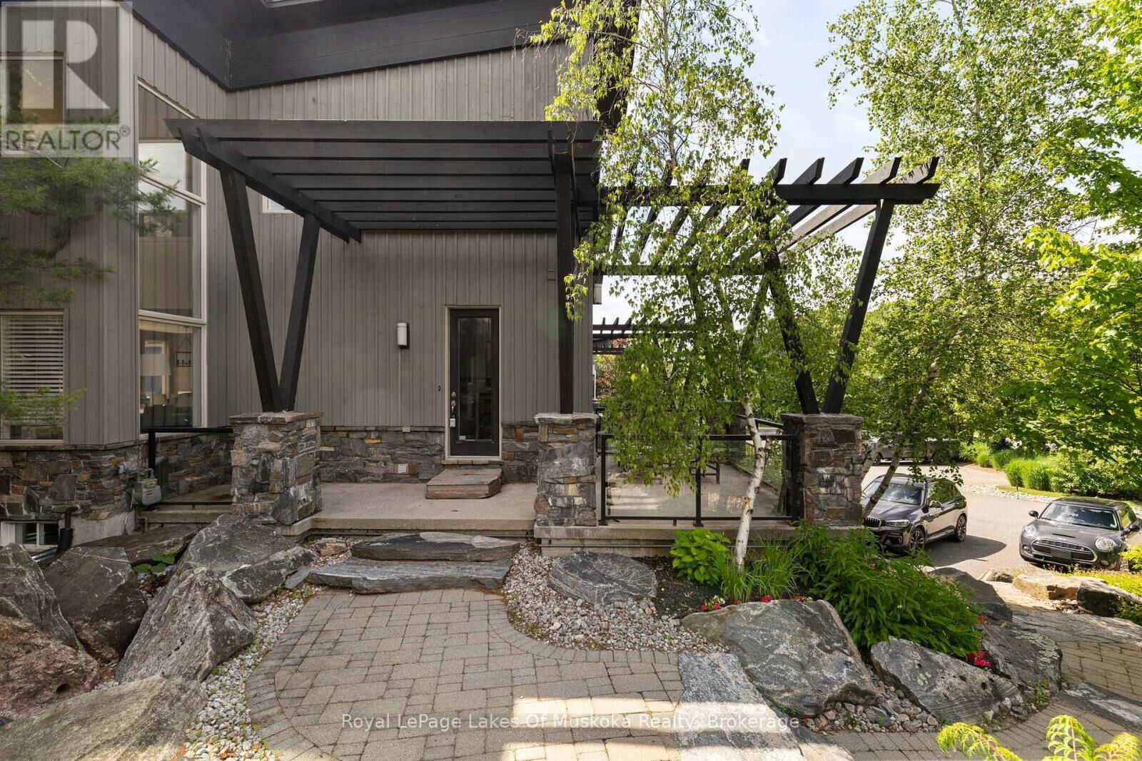 Property Photo: 76 Carrick Trail ON P1P 0A6
