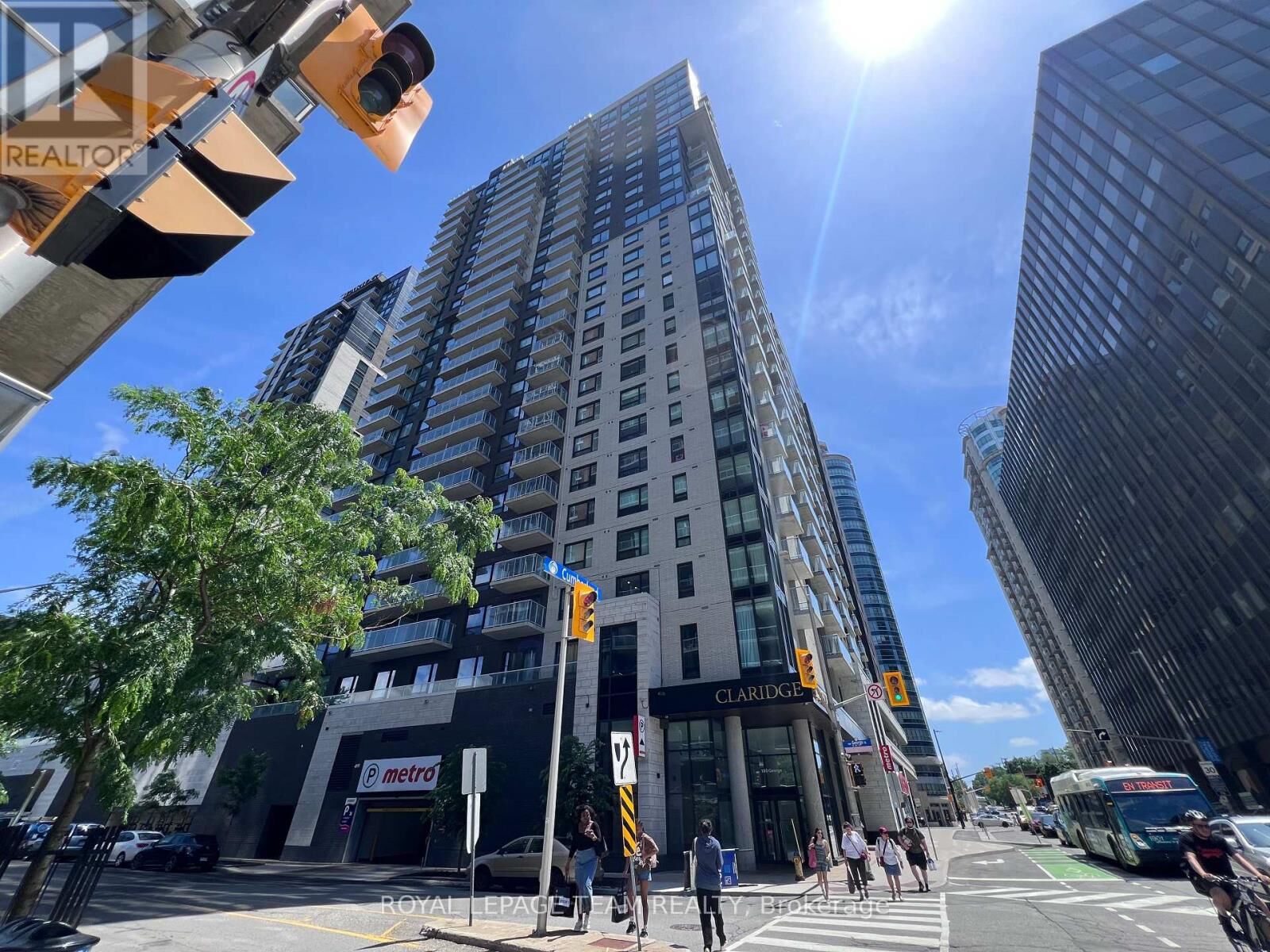 Property Photo:  180 George Street 1904  ON K1N 0G8 